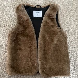 Girls Faux fur Vest